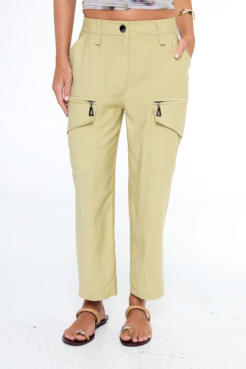 calça de tencel reta com bolsos laterais — foto 6