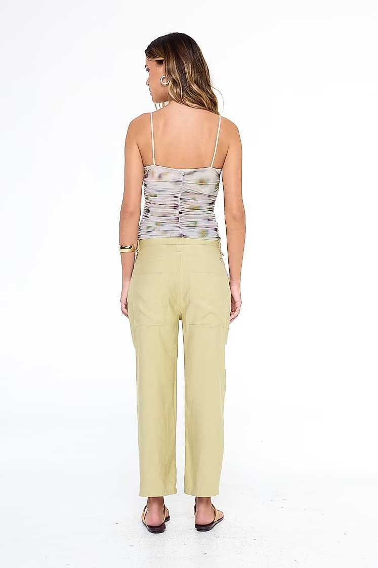 calça de tencel reta com bolsos laterais — foto 7