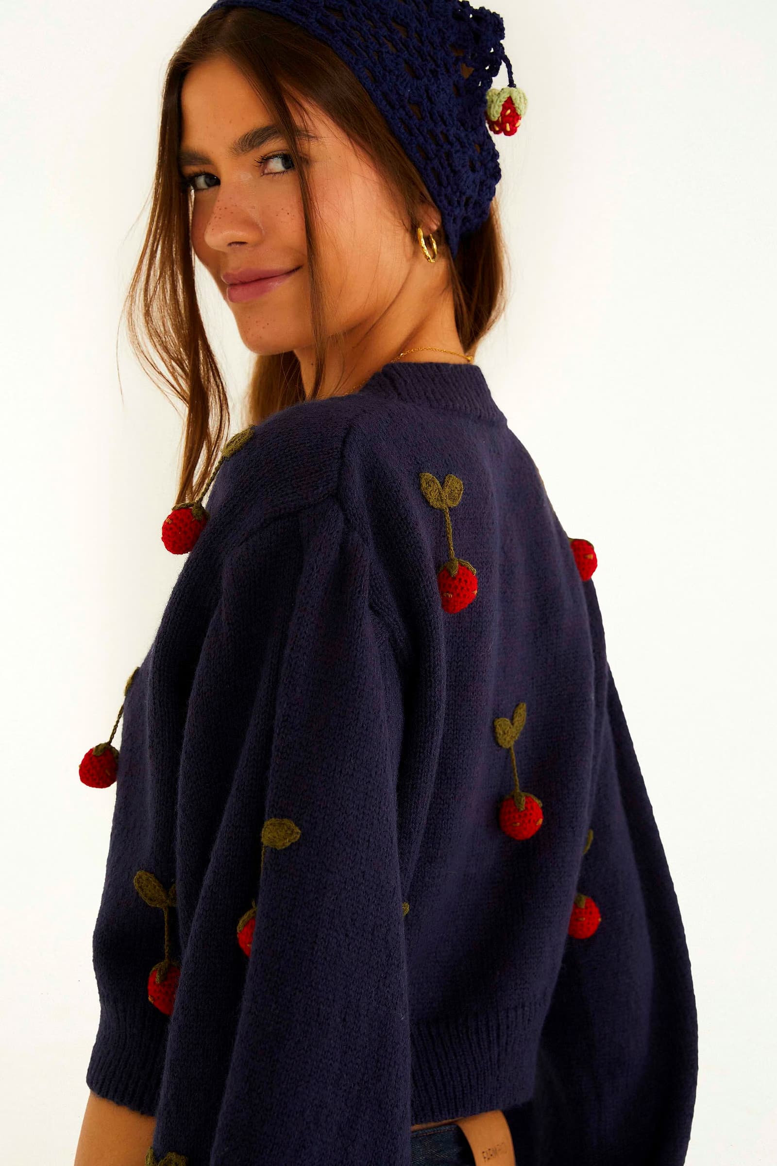 cardigan tricot artesanal morango — foto 3
