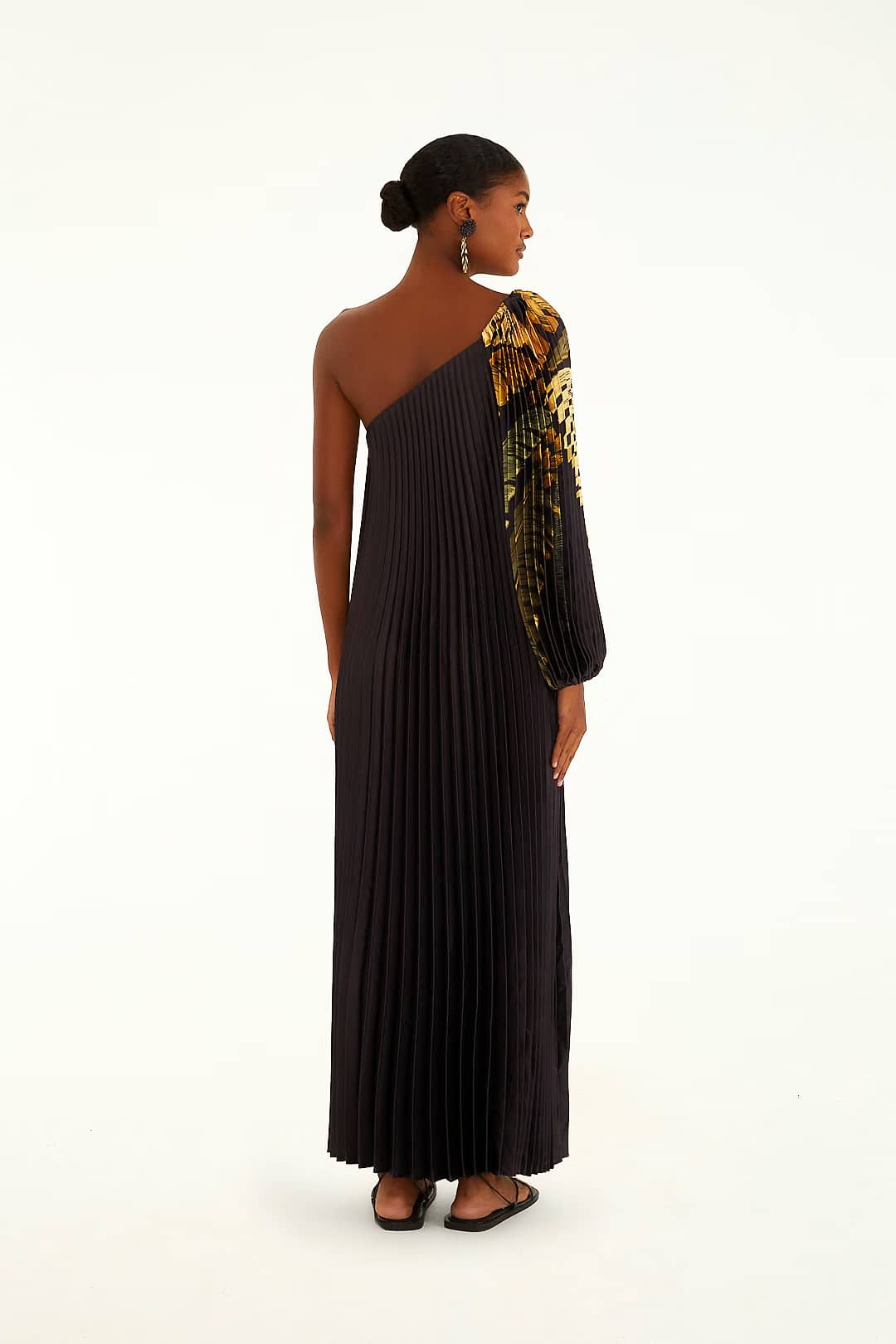 vestido plissado itacaré preto — foto 4
