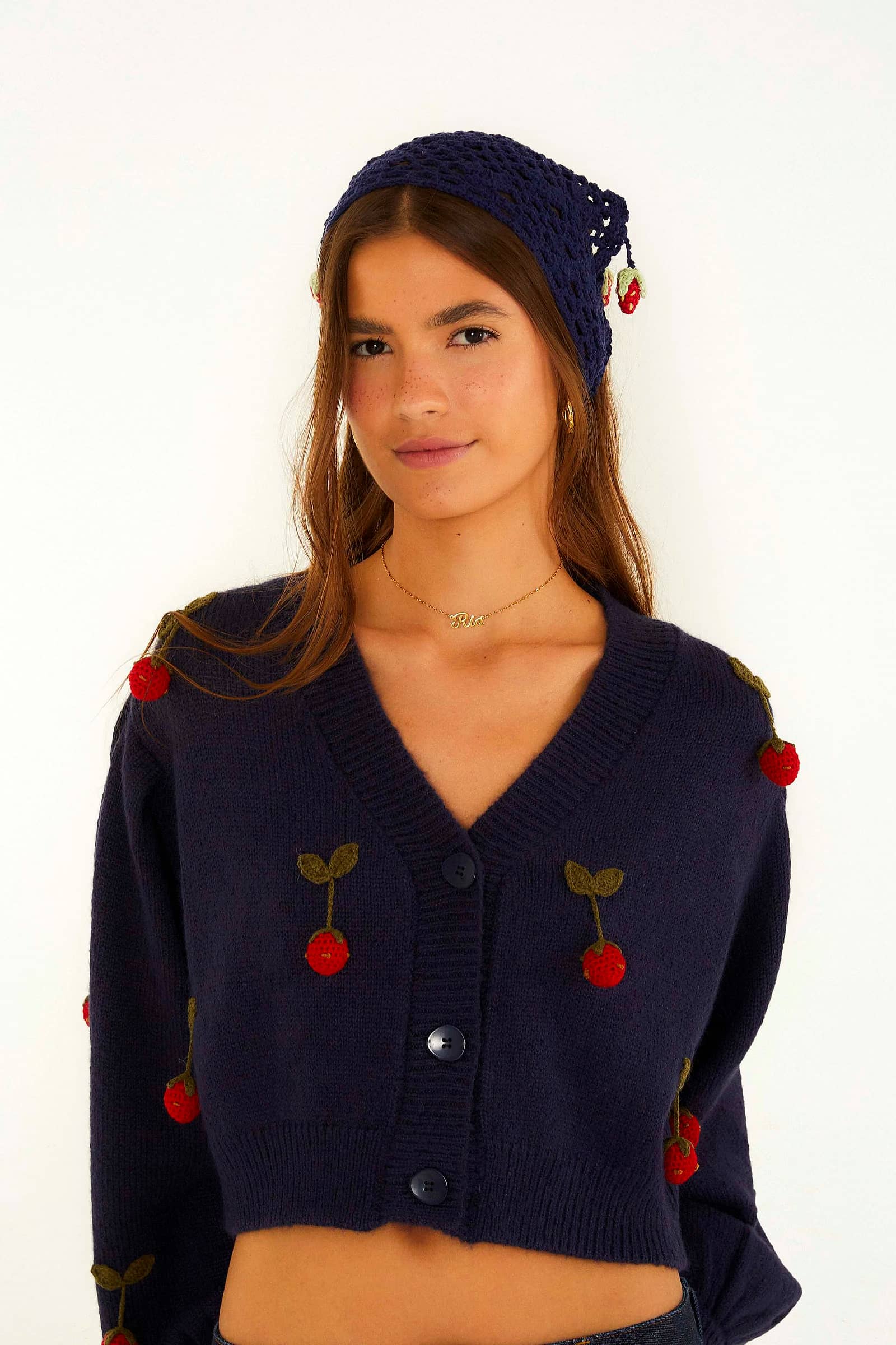 cardigan tricot artesanal morango